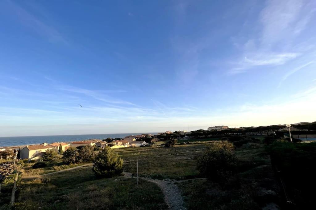 St-Pierre-La-Mer, Bel Appartement A Dans Residence Avec Piscine Et Tennis Entre 5 Et 10 Min De La Plage Fleury  Eksteriør billede