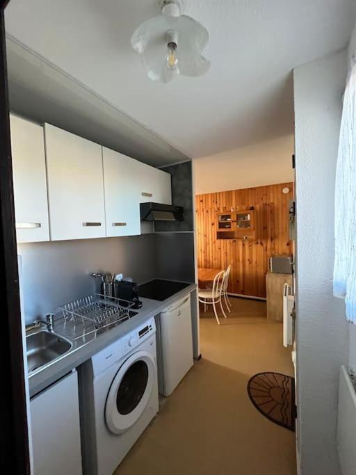 St-Pierre-La-Mer, Bel Appartement A Dans Residence Avec Piscine Et Tennis Entre 5 Et 10 Min De La Plage Fleury  Eksteriør billede