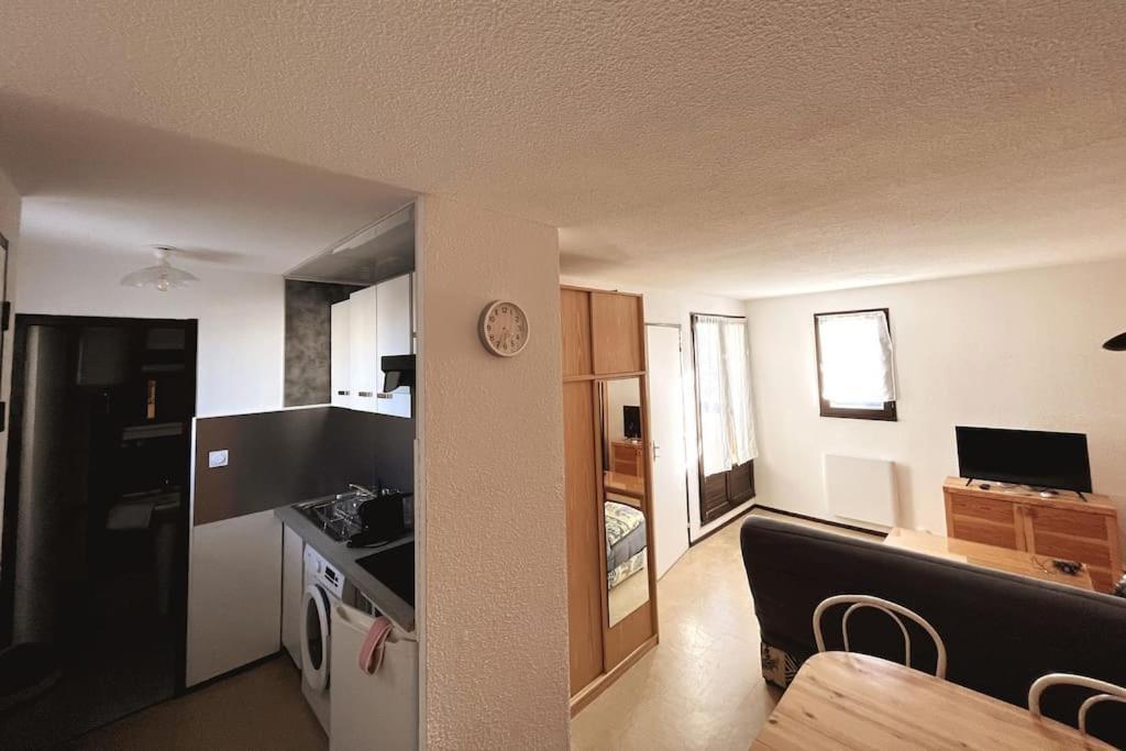 St-Pierre-La-Mer, Bel Appartement A Dans Residence Avec Piscine Et Tennis Entre 5 Et 10 Min De La Plage Fleury  Eksteriør billede
