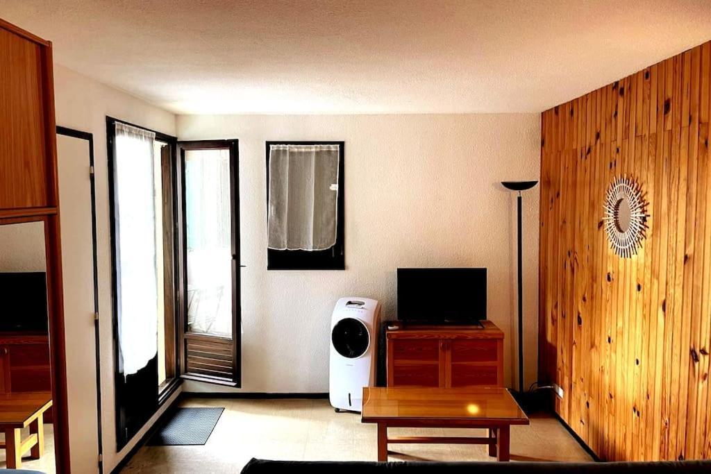 St-Pierre-La-Mer, Bel Appartement A Dans Residence Avec Piscine Et Tennis Entre 5 Et 10 Min De La Plage Fleury  Eksteriør billede